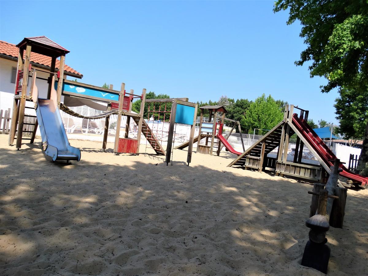 فندق سوستونفي  Camping Sunissim L'Airial By Locatour المظهر الخارجي الصورة